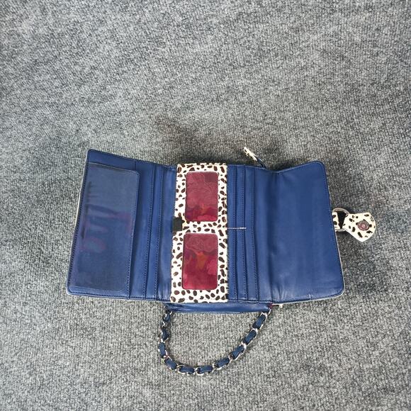 Blue quilted chain bag w/ leopard trim — bold Y2K street glam vibe - Picture 4 of 5